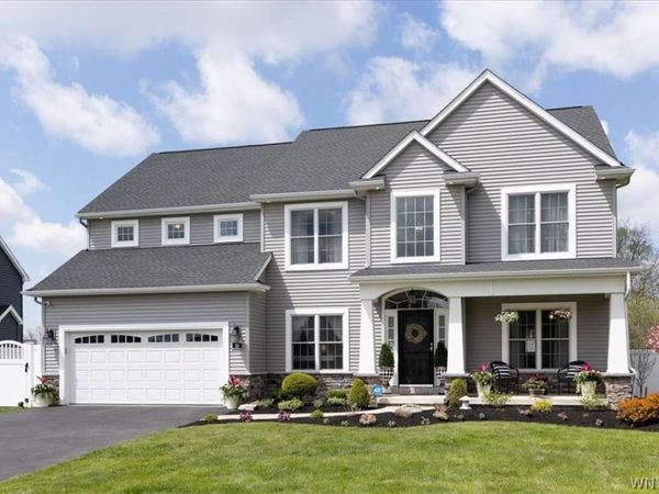 39 Partridge Walk , Lancaster, NY 14086