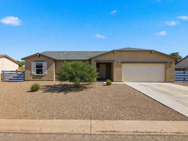 11354 W CABRILLO Drive, Arizona City, AZ 85123