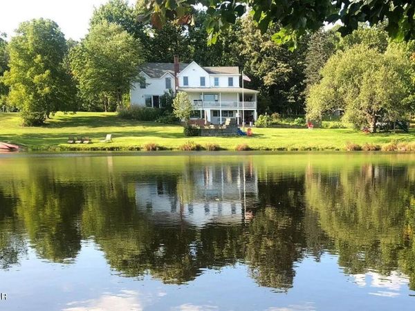 272 & 270 Heaters Hill, Matamoras, PA 18336