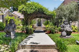 18 Old English Drive photo 4