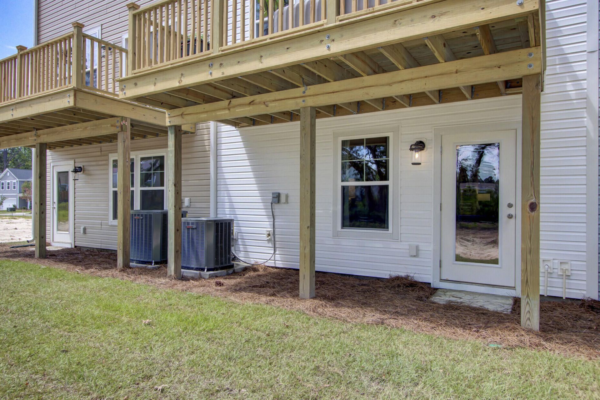 465 Caledon Court Photo 41