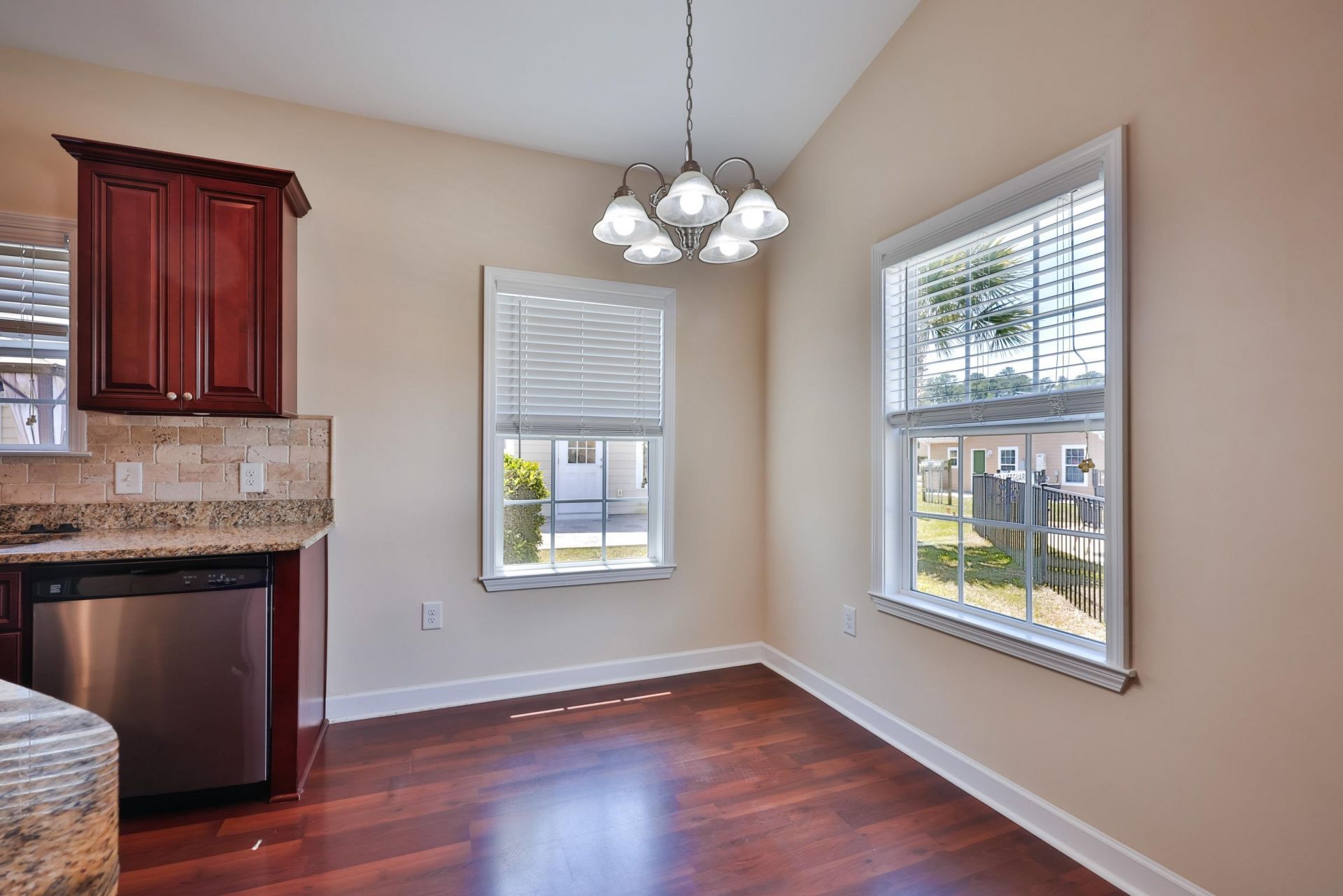 516 Vallecrosia Ct.  Photo 7