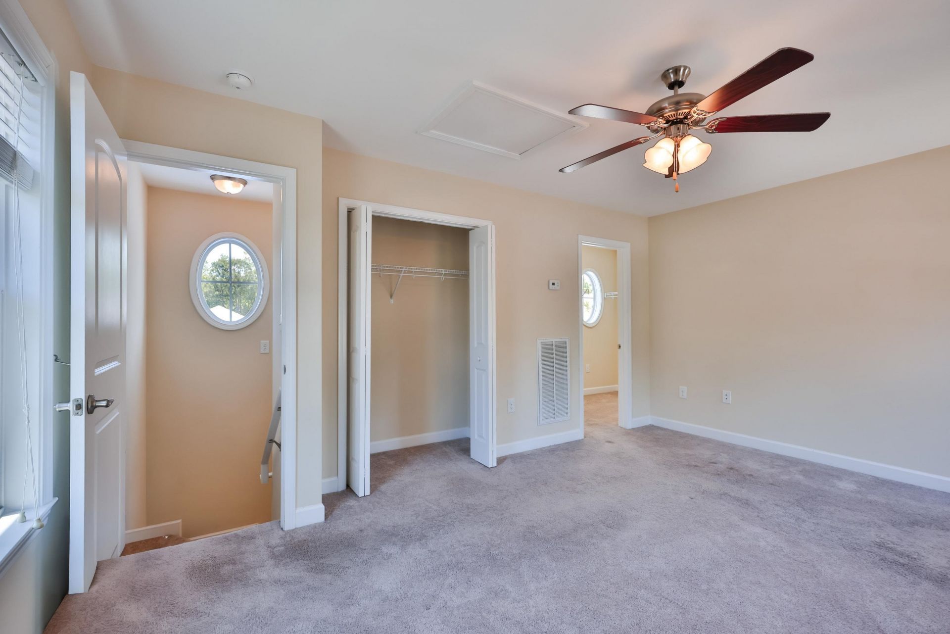 516 Vallecrosia Ct.  Photo 8