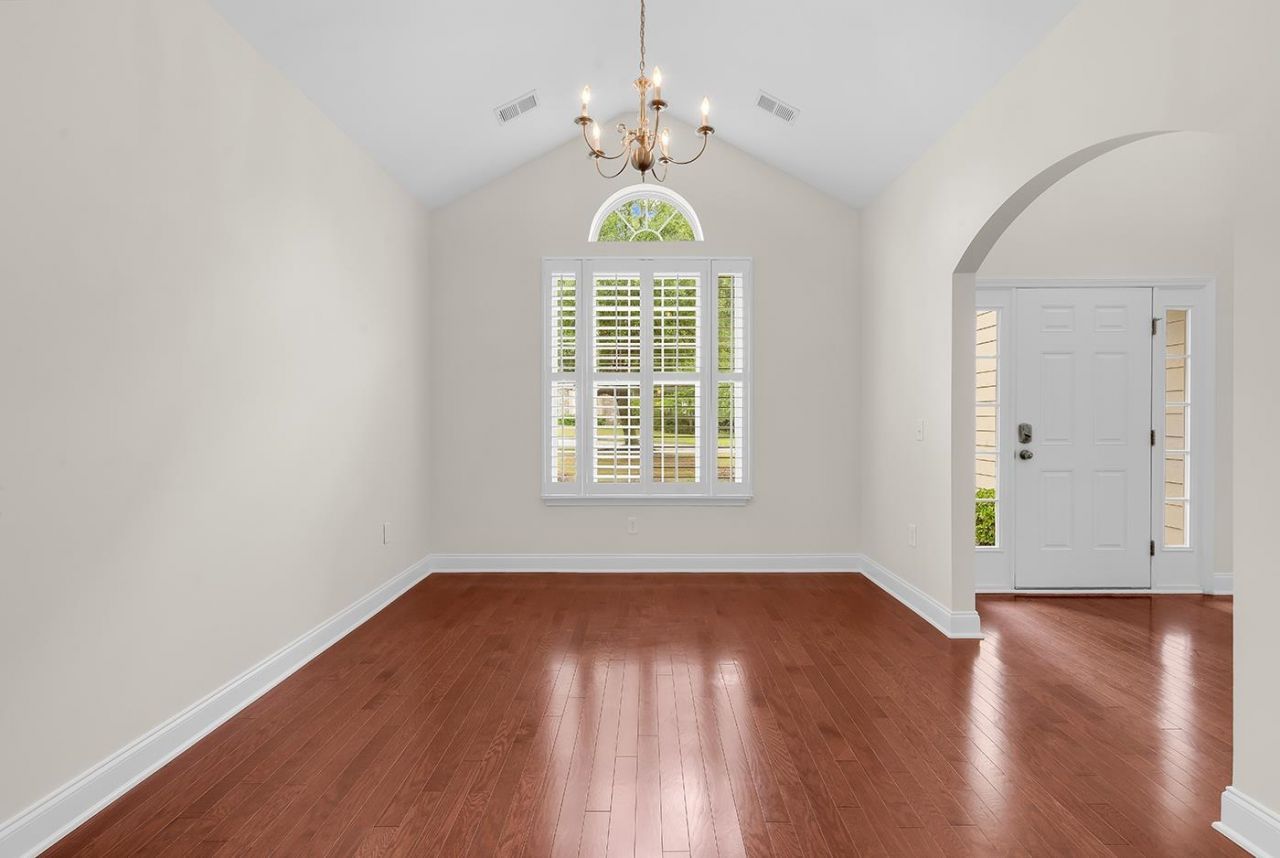148 Rivers Edge Dr.  Photo 4