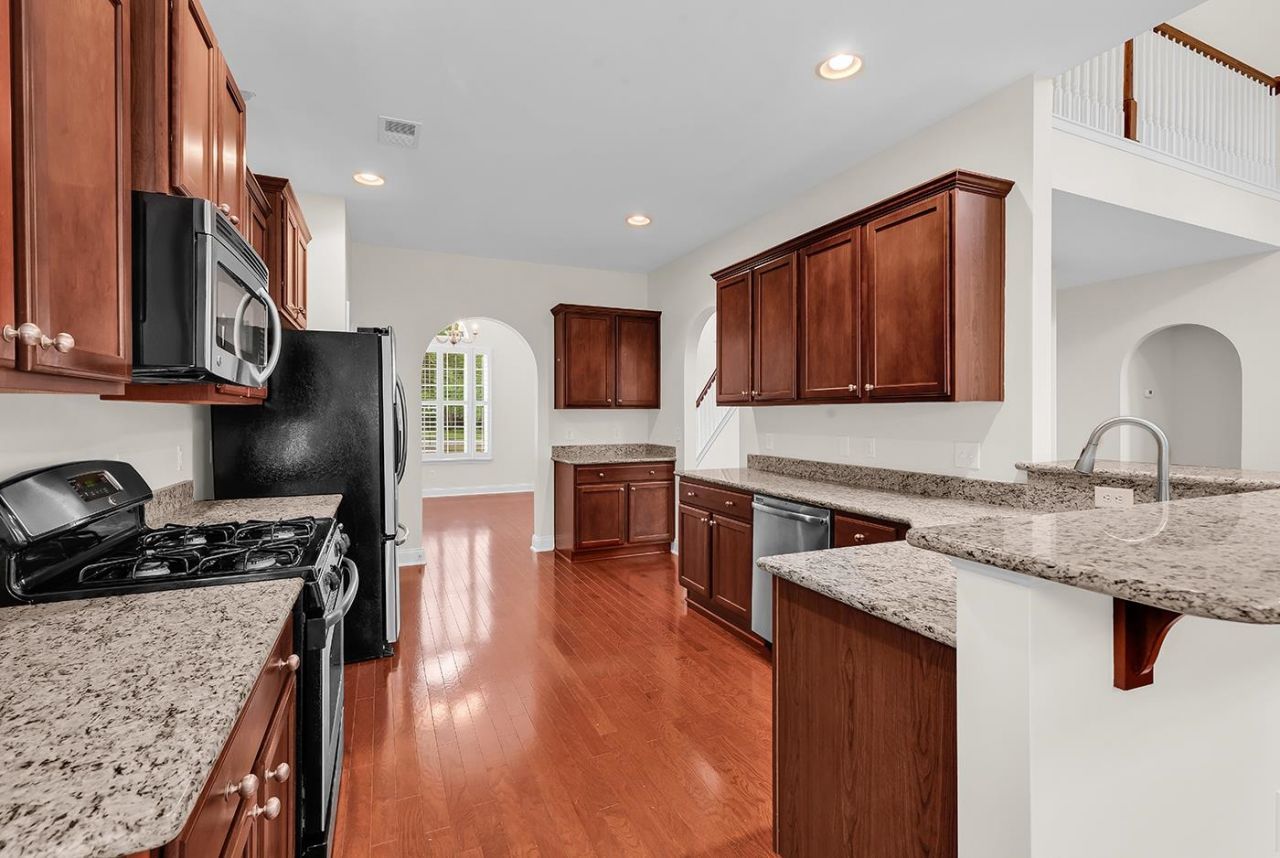 148 Rivers Edge Dr.  Photo 8