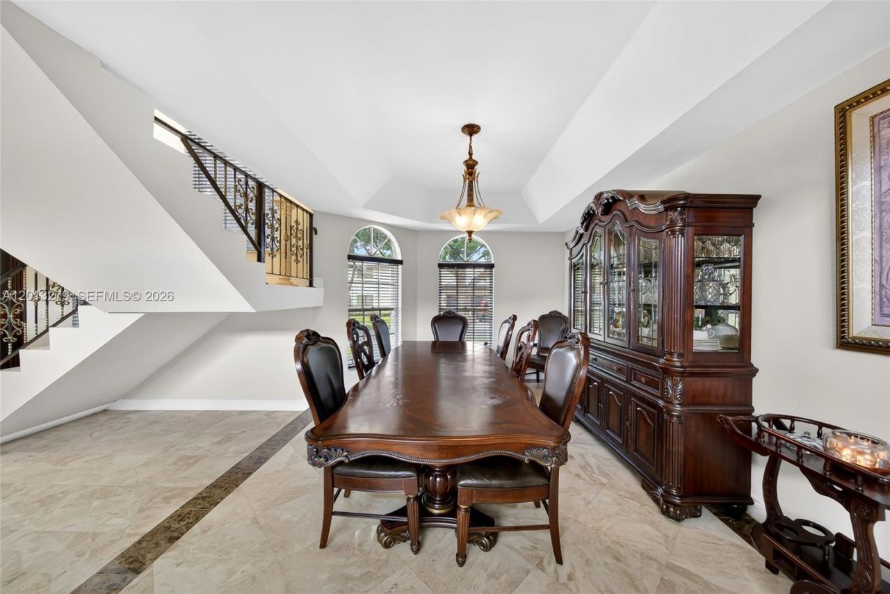 8560 NW 164th St , Miami Lakes, FL 33016 Photo