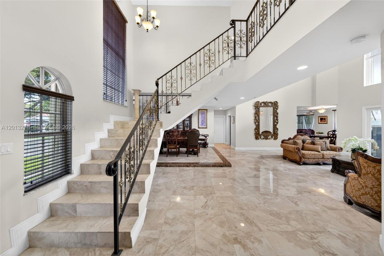 8560 NW 164th St , Miami Lakes, FL 33016 Photo