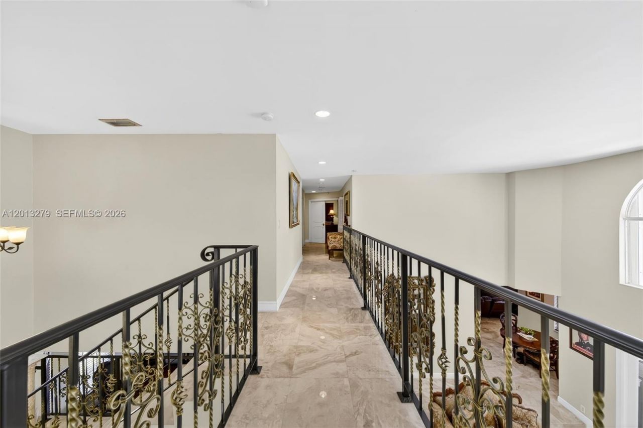8560 NW 164th St , Miami Lakes, FL 33016 Photo