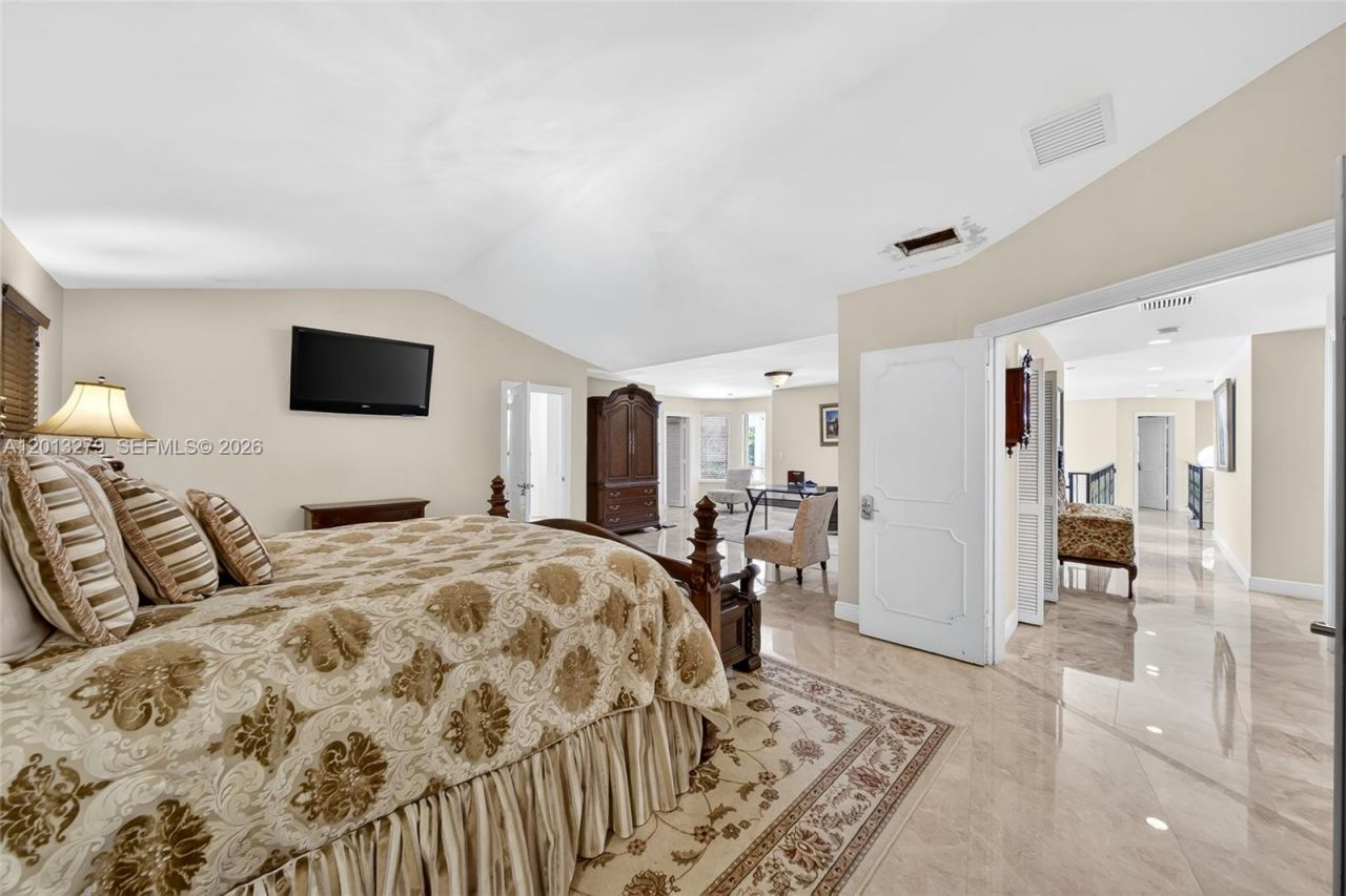 8560 NW 164th St , Miami Lakes, FL 33016 Photo