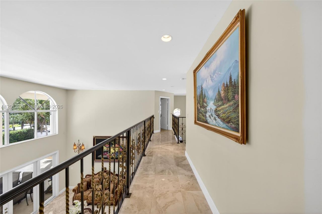 8560 NW 164th St , Miami Lakes, FL 33016 Photo