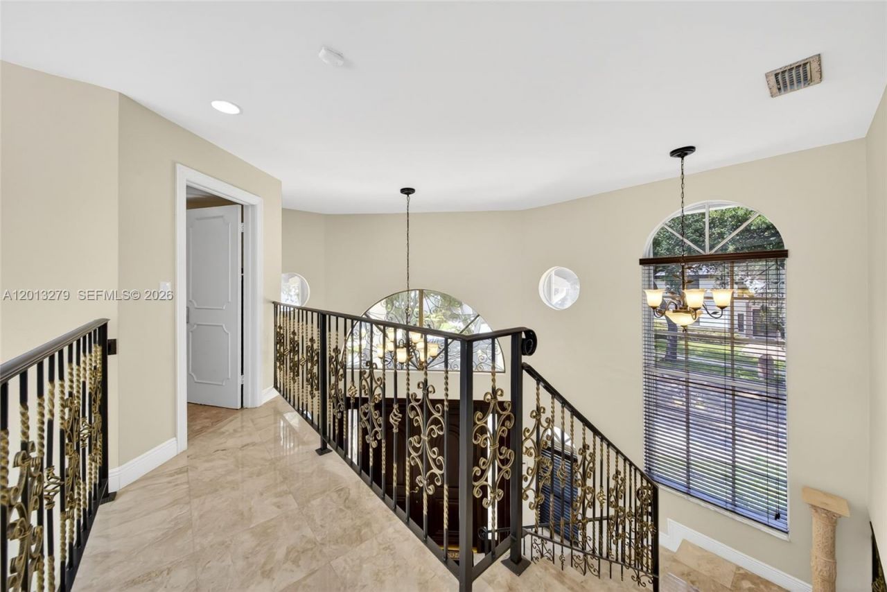 8560 NW 164th St , Miami Lakes, FL 33016 Photo