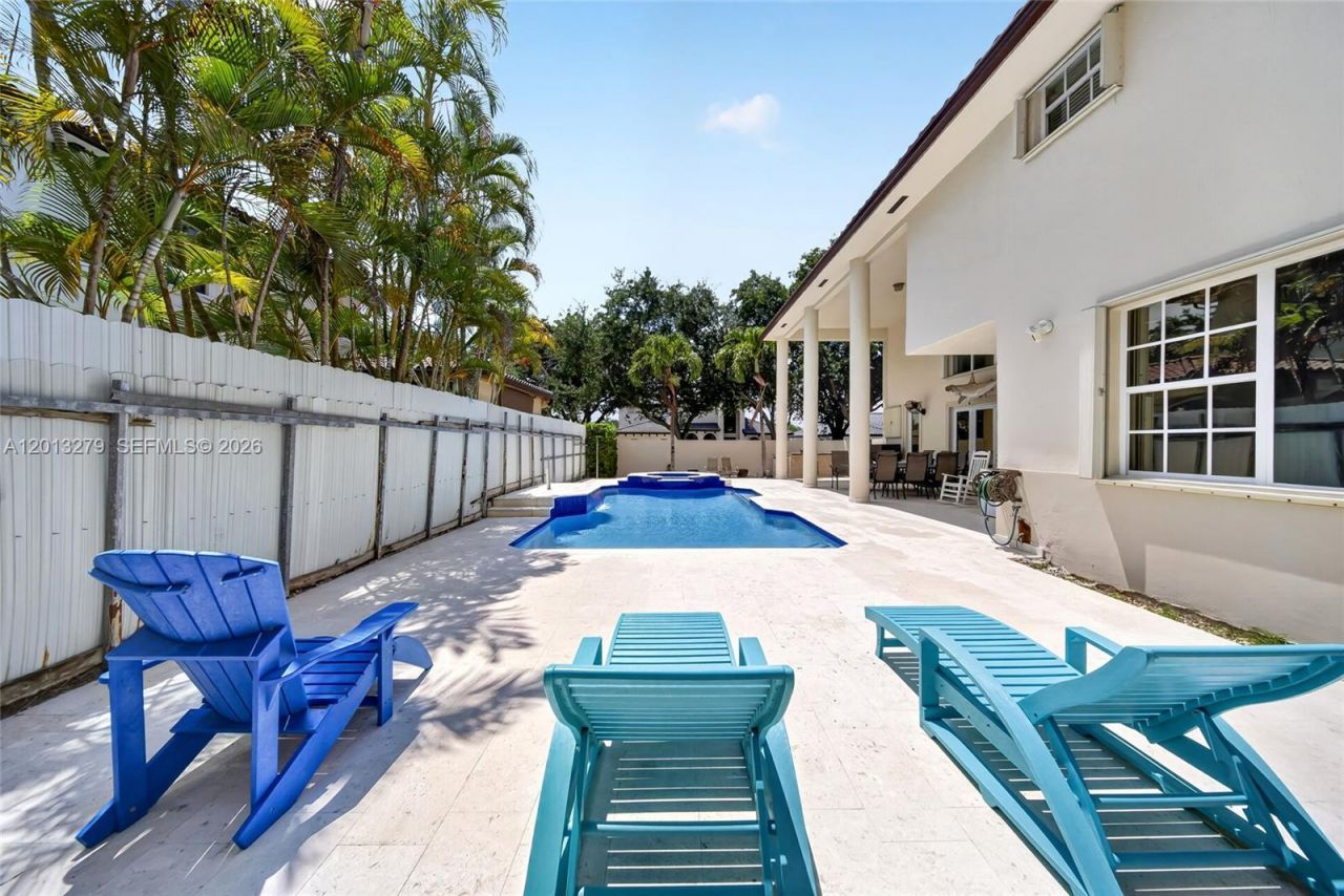 8560 NW 164th St , Miami Lakes, FL 33016 Photo