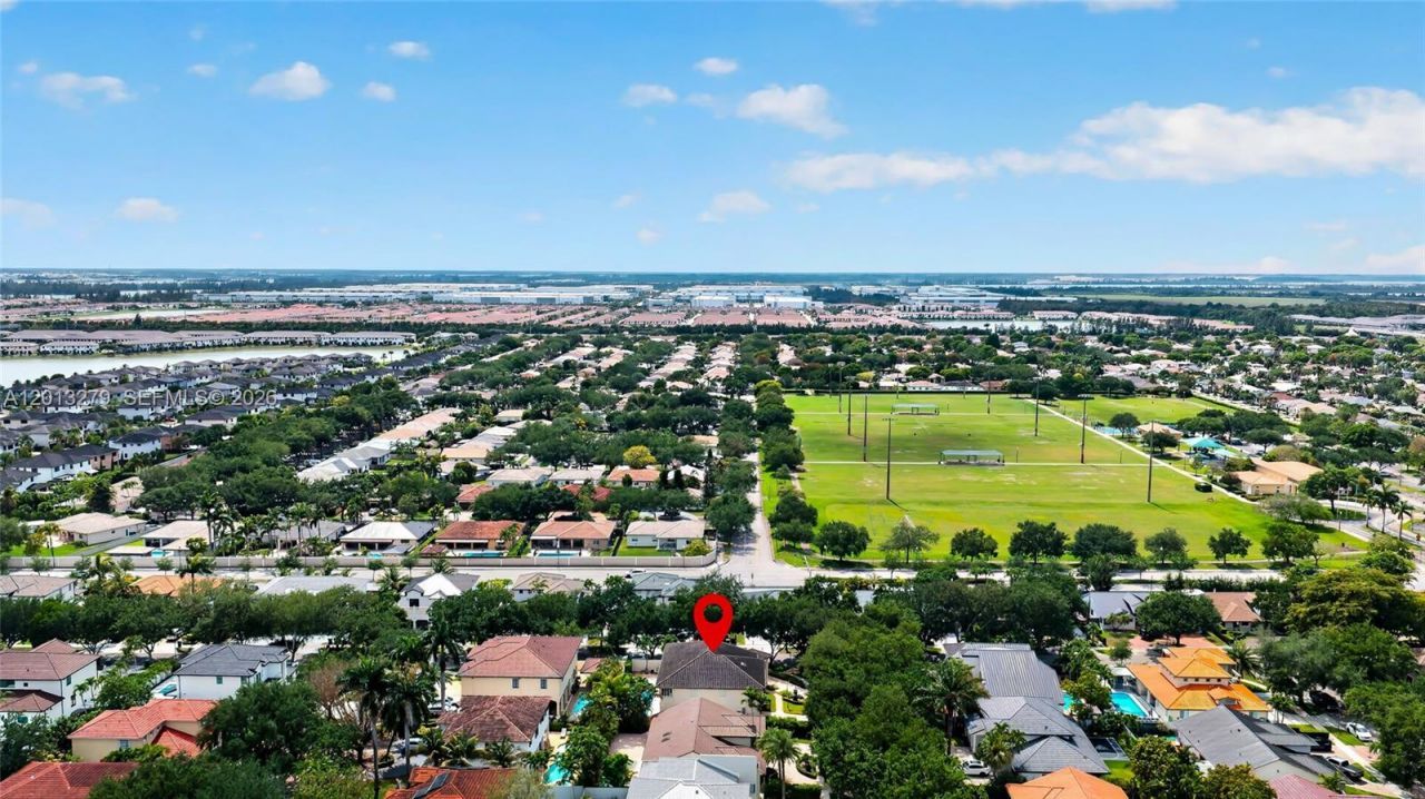 8560 NW 164th St , Miami Lakes, FL 33016 Photo