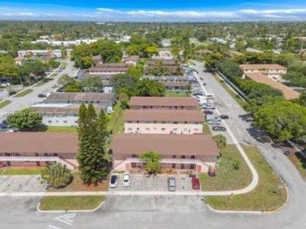 7491 SW 10th Ct, Unit 201B, North Lauderdale, FL 33068
