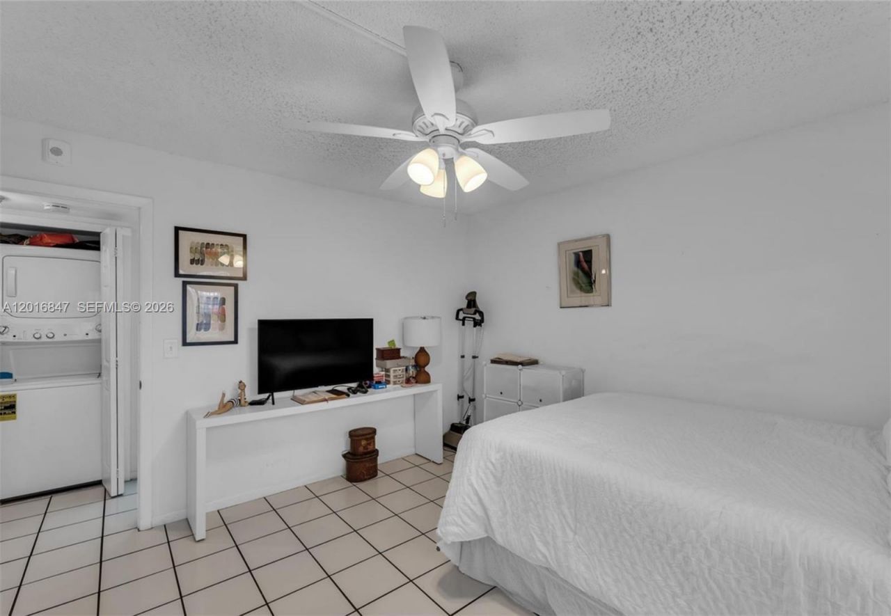 10451 Sunrise Lakes Blvd , Unit 205, Sunrise, FL 33322 Photo