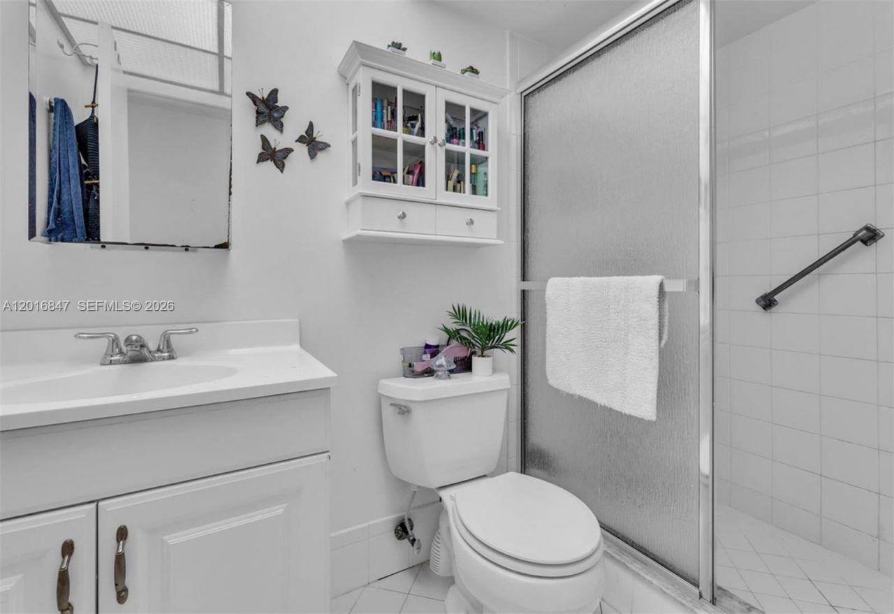 10451 Sunrise Lakes Blvd , Unit 205, Sunrise, FL 33322 Photo