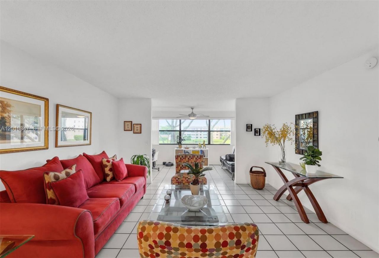 10451 Sunrise Lakes Blvd , Unit 205, Sunrise, FL 33322 Photo