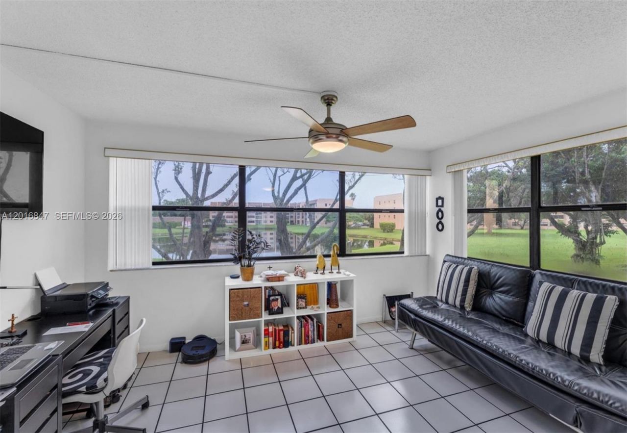 10451 Sunrise Lakes Blvd , Unit 205, Sunrise, FL 33322 Photo