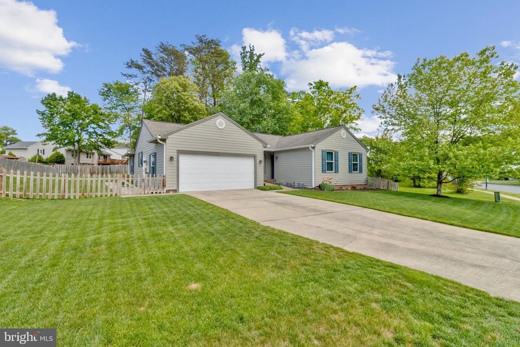 6615 Crayford Street, Burke, VA 22015 Main Photo