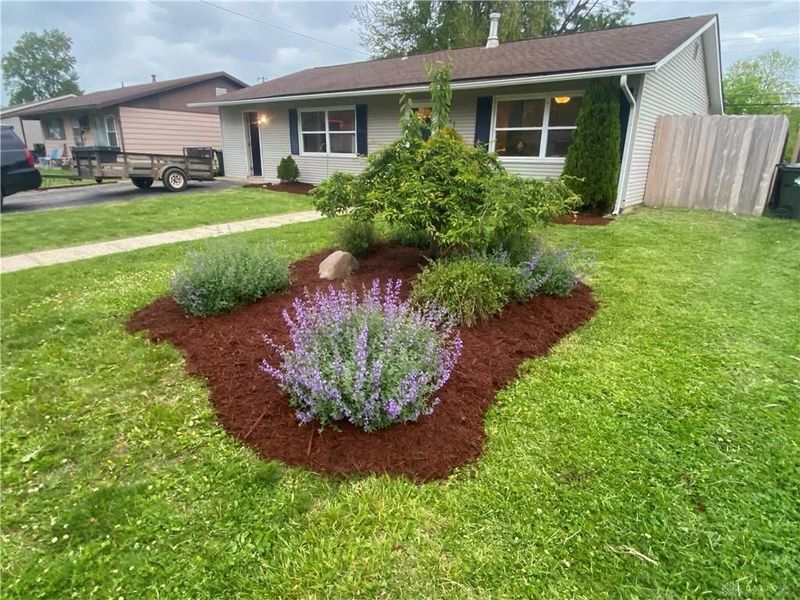 1247 June Drive, Xenia, OH 45385 Photo 2