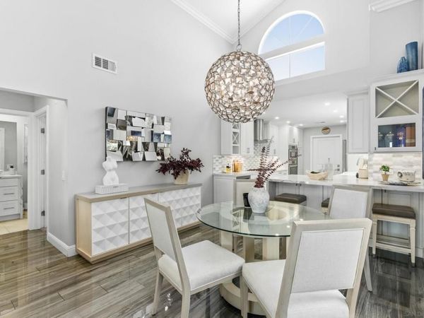 7327 Linden, Carlsbad, CA 92011