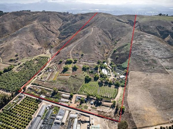 1672 E Los Angeles Avenue, Somis, CA 93066