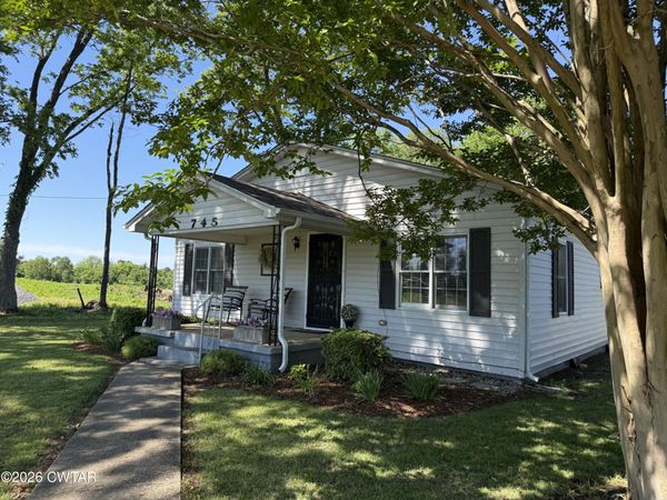 745 Sharpsferry Road , Newbern, TN 38059