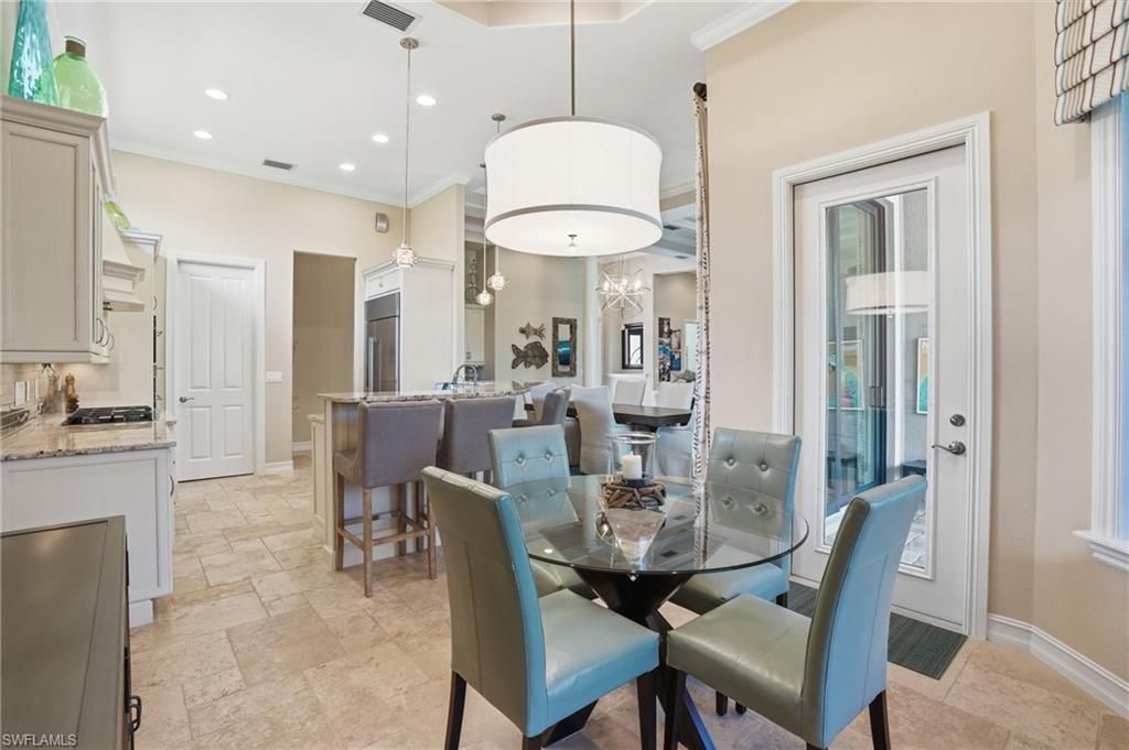 6453 Costa Cir , Naples, FL 34113 Photo