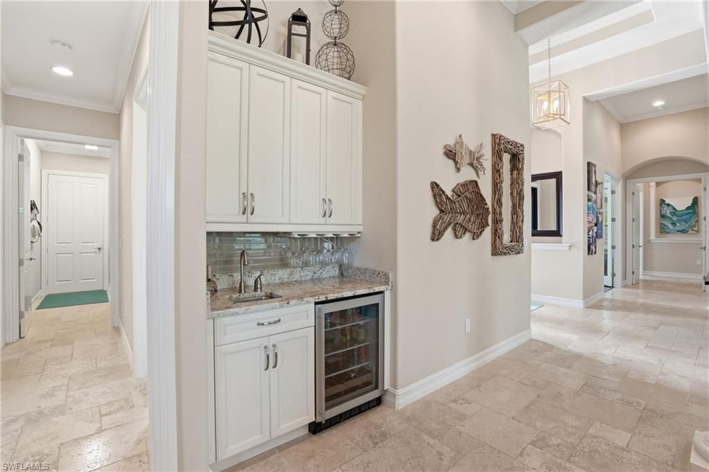 6453 Costa Cir , Naples, FL 34113 Photo