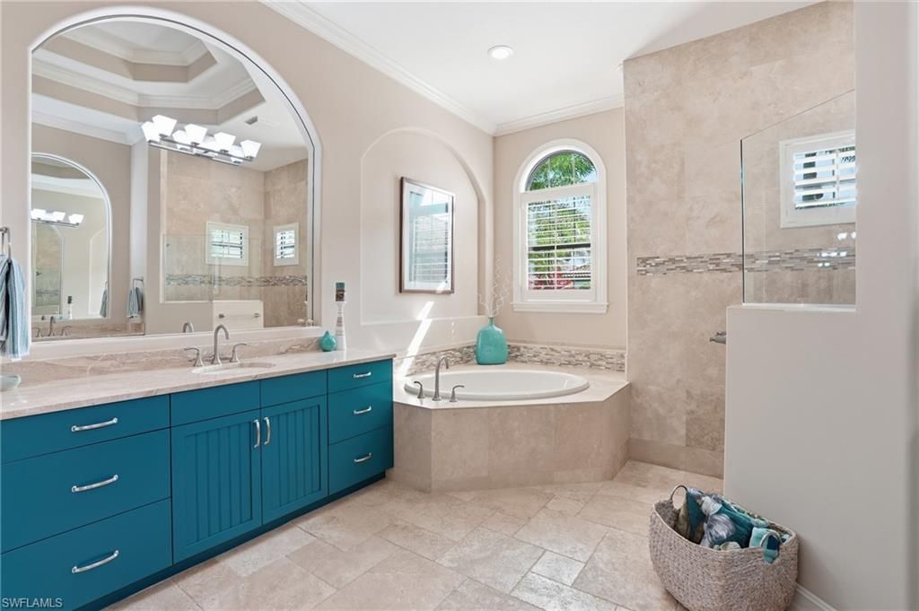 6453 Costa Cir , Naples, FL 34113 Photo