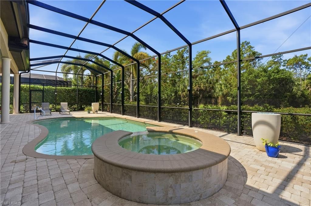 6453 Costa Cir , Naples, FL 34113 Photo