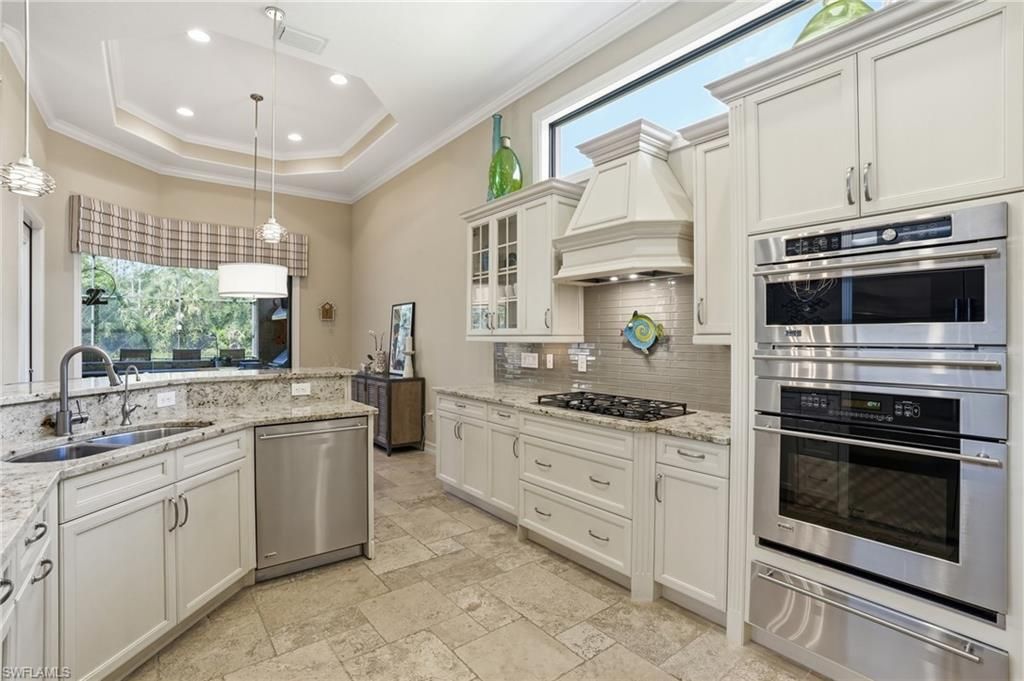 6453 Costa Cir , Naples, FL 34113 Photo