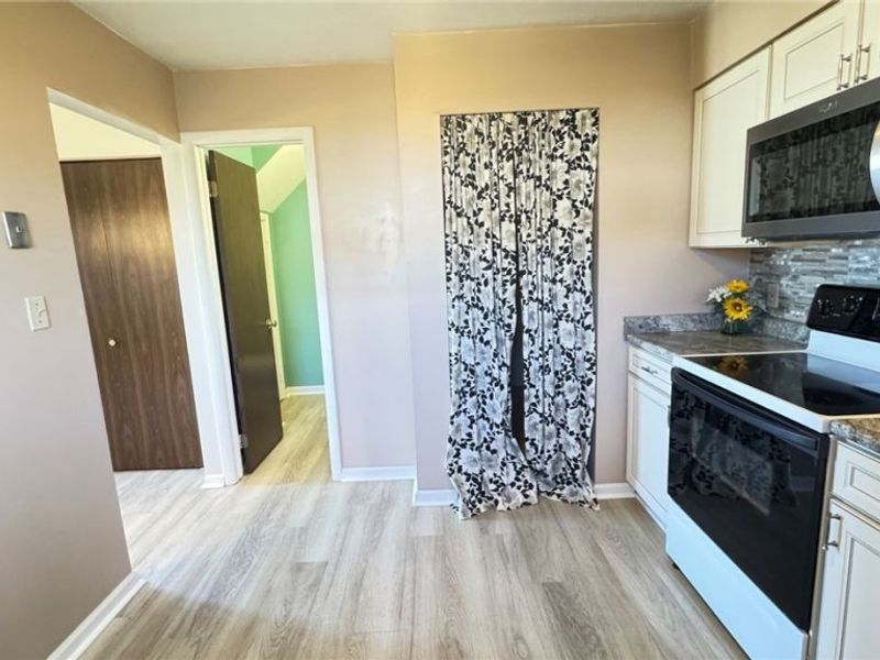 7970 Mentor Avenue, Unit O5, Mentor, OH 44060 Photo 12
