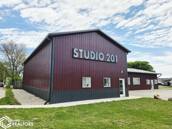 201 N Main Street, Osceola, IA 50213
