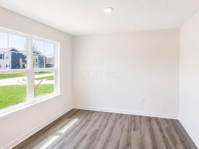 3823 Miltonsburg Drive, Grove City, OH 43123 Photo 3
