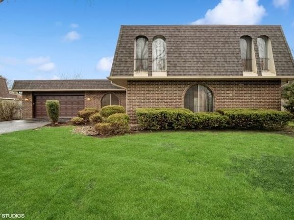 2659 Greenwood Road, Northbrook, IL 60062