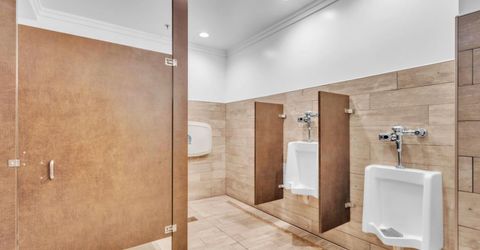 1000 Howe Ave, Sacramento, CA 95825 Photo