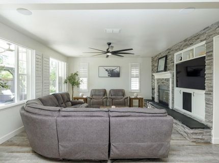 1682 Fairway Oaks Ct, Ripon, CA 95366 Photo