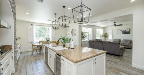 1682 Fairway Oaks Ct, Ripon, CA 95366 Photo