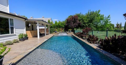 1682 Fairway Oaks Ct, Ripon, CA 95366 Photo