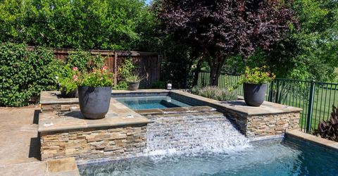 1682 Fairway Oaks Ct, Ripon, CA 95366 Photo