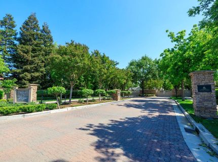 1682 Fairway Oaks Ct, Ripon, CA 95366 Photo