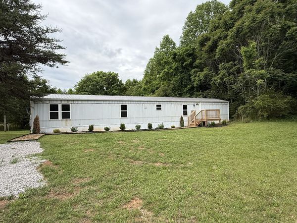 8149 McMinnville Hwy , Doyle, TN 38559
