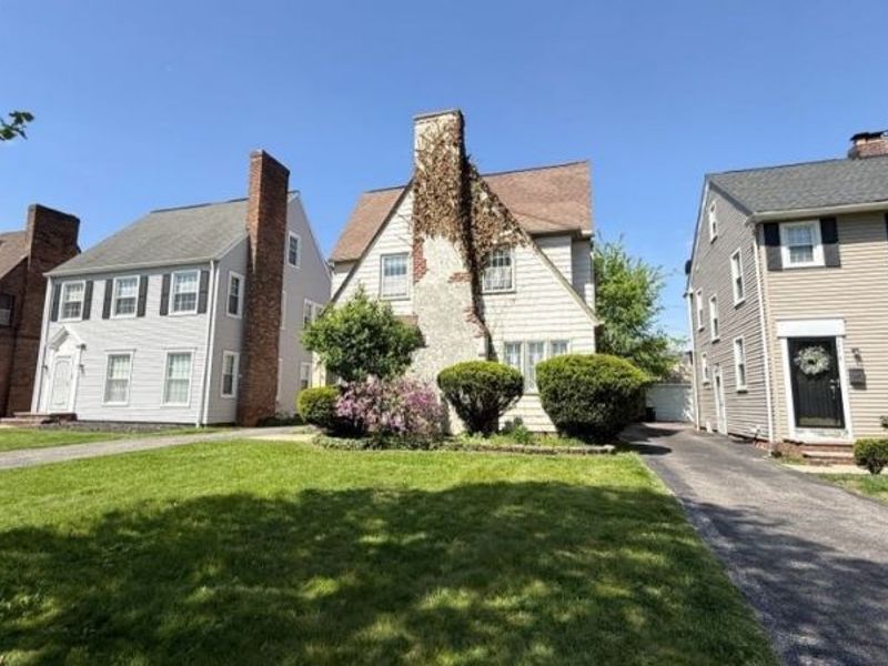 3574 Daleford Road, Shaker Heights, OH 44120 Photo 1