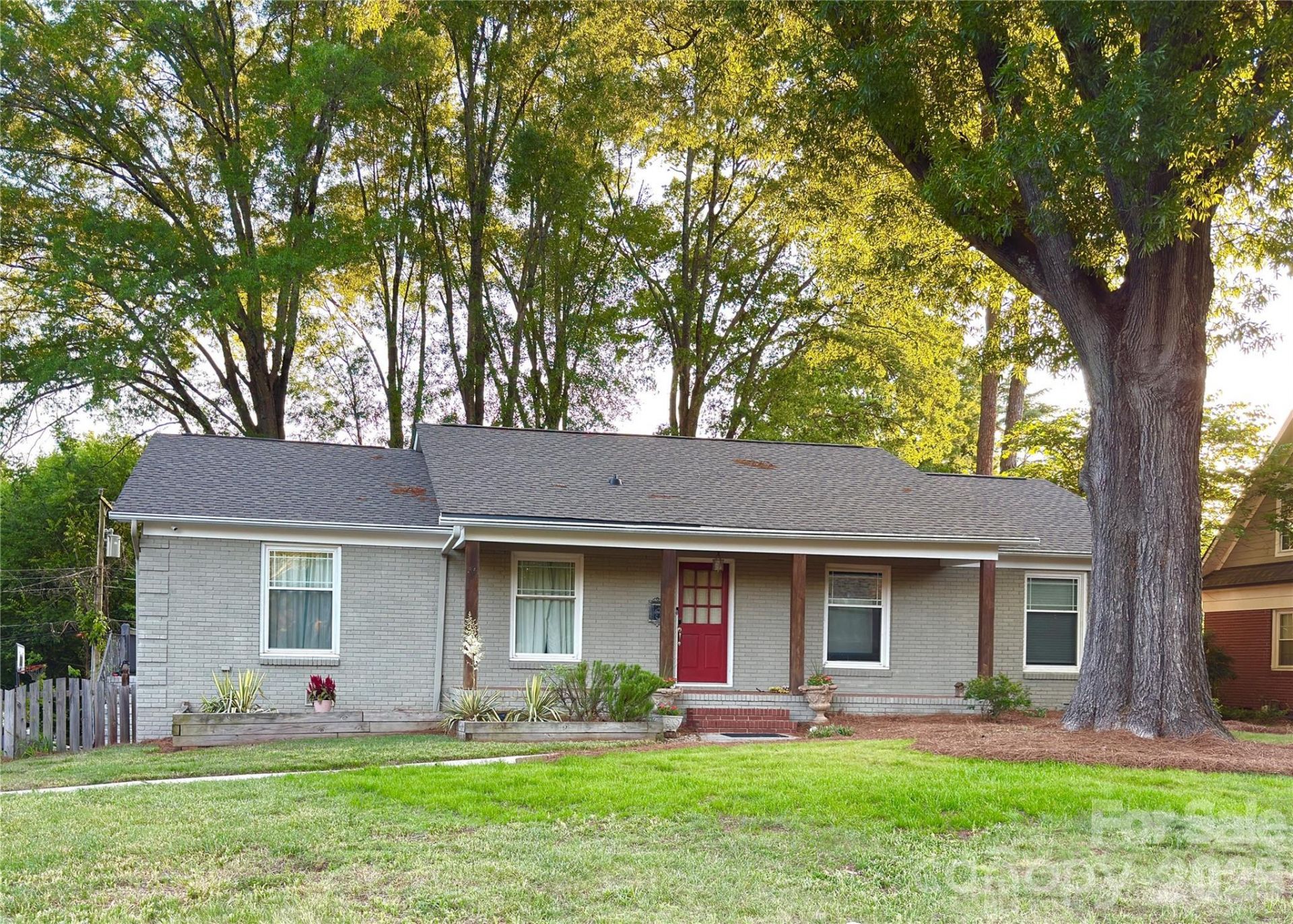 1140 Bevis Drive , Charlotte, NC 28209 Main Photo