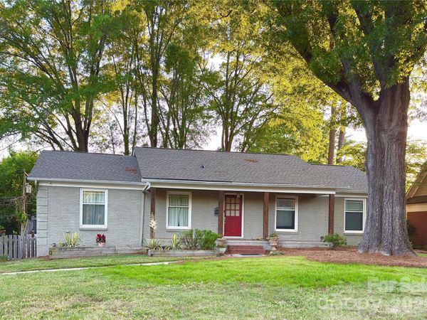 1140 Bevis Drive , Charlotte, NC 28209