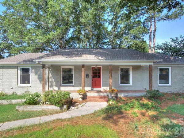 1140 Bevis Drive, Charlotte, NC 28209