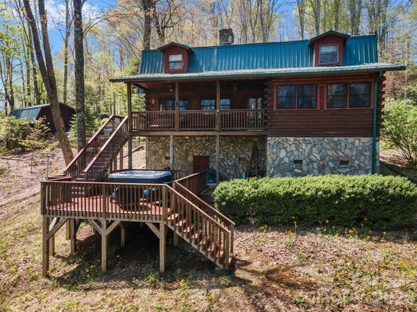 868 English Ridge Drive , Mars Hill, NC 28754