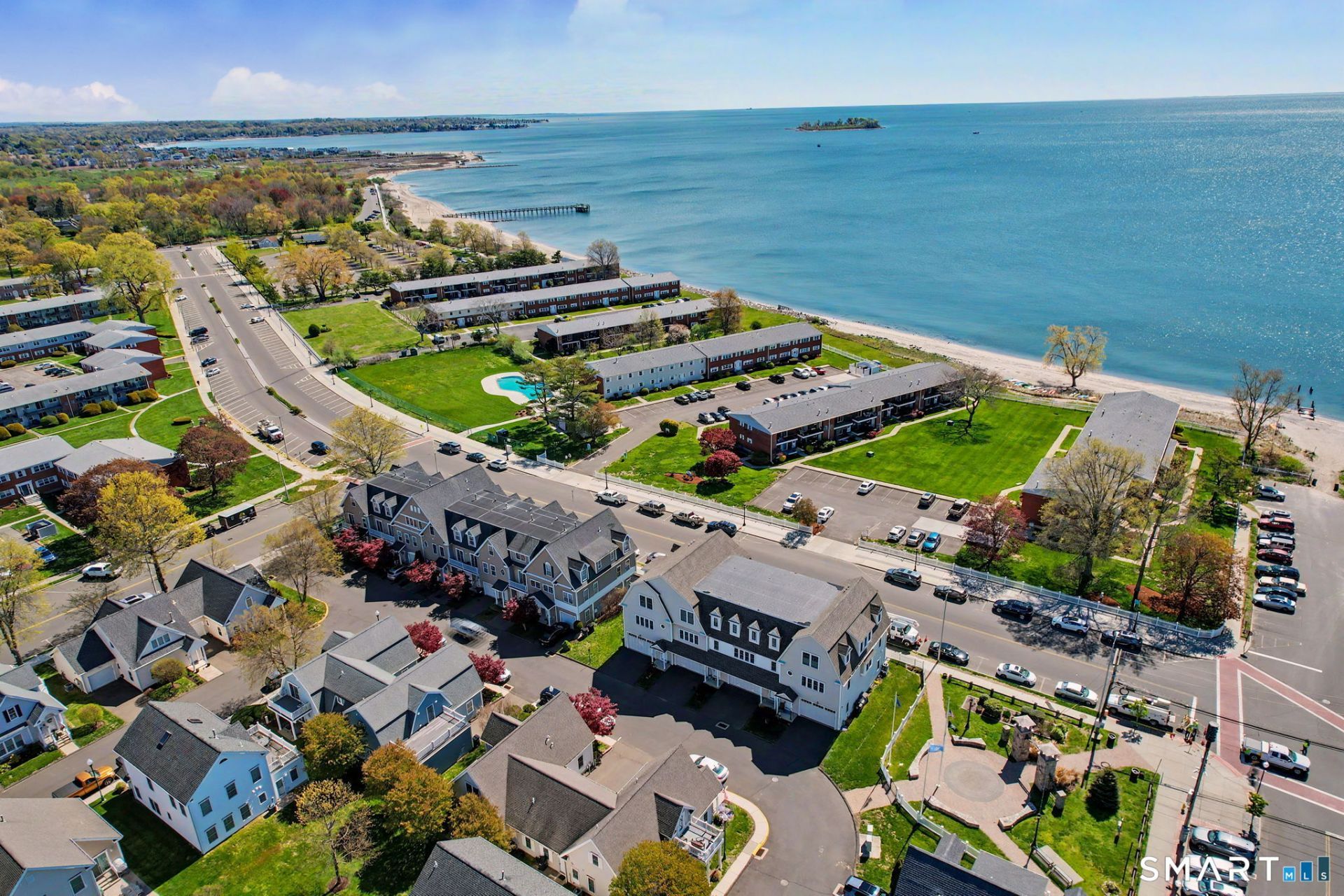 54 Beach Shore, Unit 54, Milford, CT 06460 Main Photo