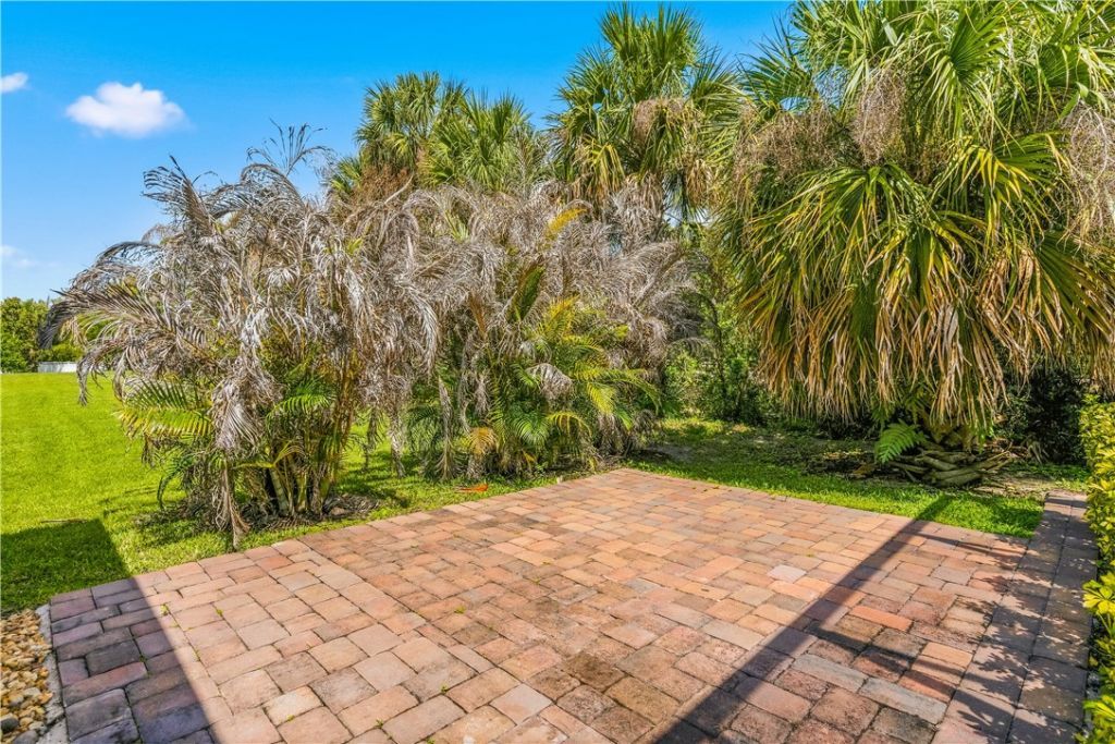 6379 Arcadia Square, Vero Beach, FL 32966 Photo